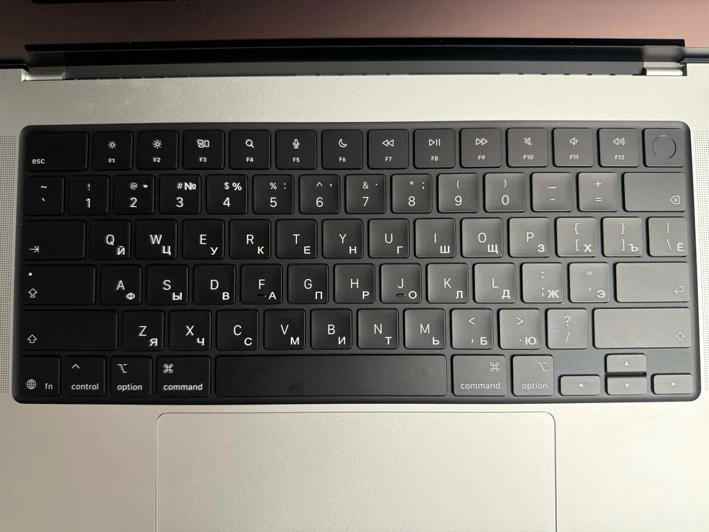 Гравировка клавиатуры MacBook Гравировка клавиатуры MacBook с добавлением русской раскладки